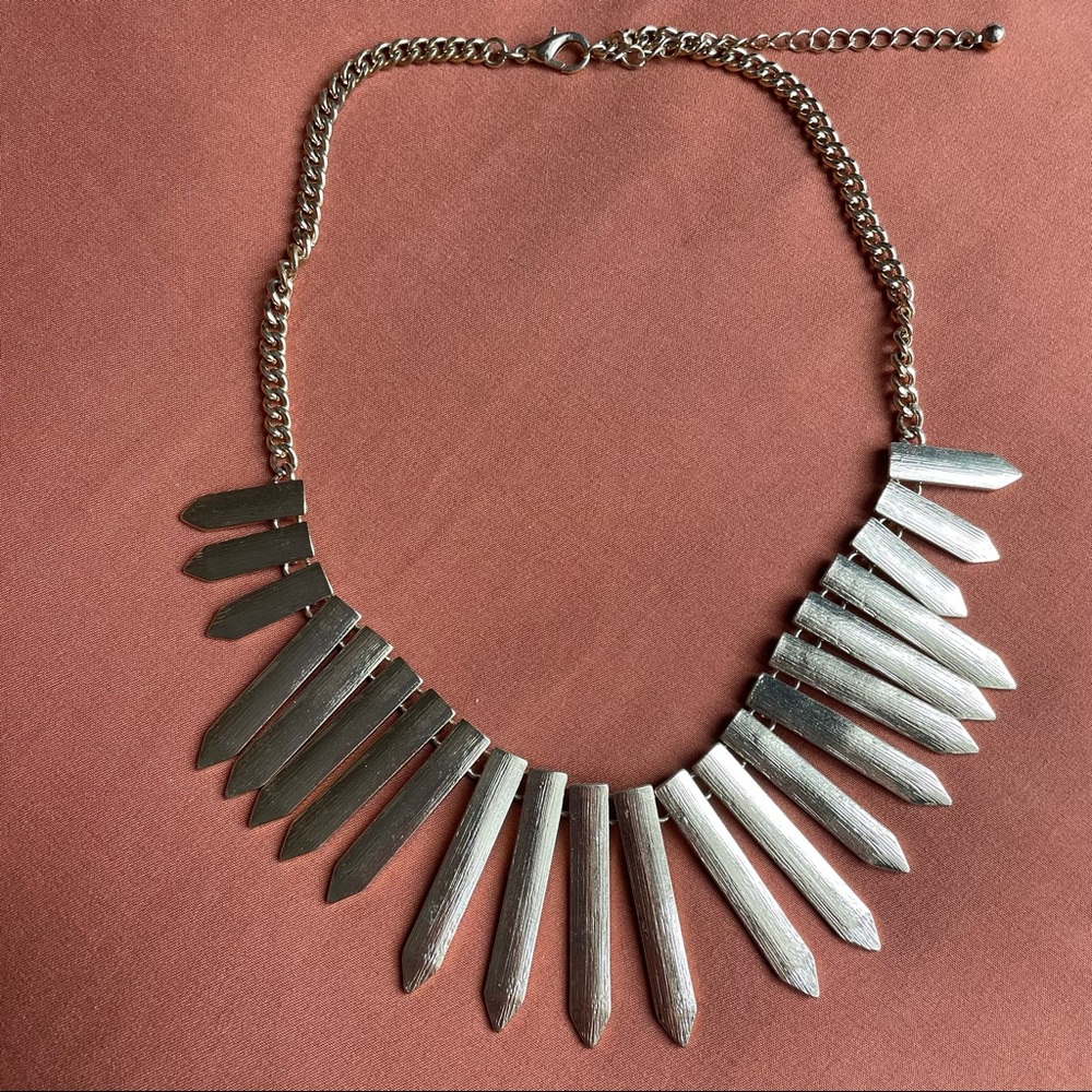 Gold-colored Statement Necklace